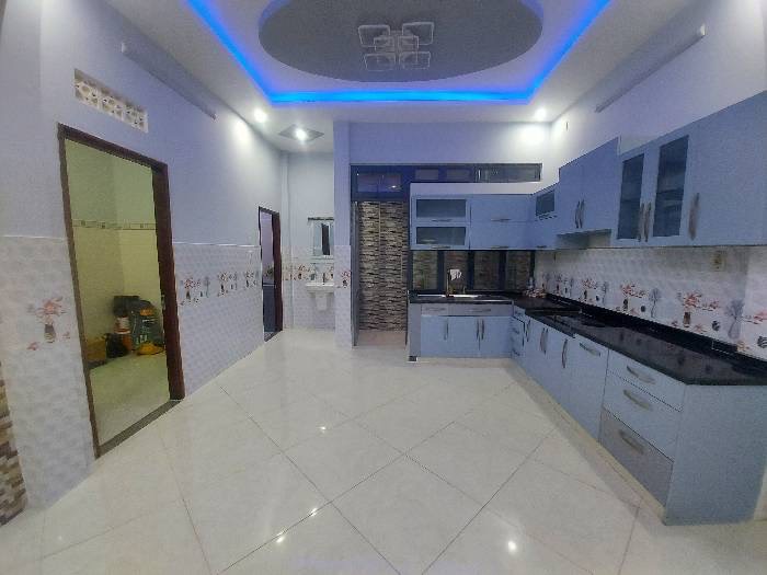 NHÀ GÒ VẤP, ĐƯỜNG TRƯỚC NHÀ 6M, CÓ SÂN ĐẬU OTO, ĐƯỜNG SỐ 6, P.7, 3 TẦNG, 4.5X21M, 10 TỶ 500 TRIỆU