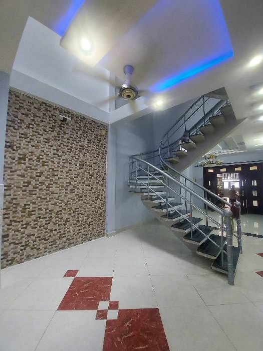 NHÀ GÒ VẤP, ĐƯỜNG TRƯỚC NHÀ 6M, CÓ SÂN ĐẬU OTO, ĐƯỜNG SỐ 6, P.7, 3 TẦNG, 4.5X21M, 10 TỶ 500 TRIỆU