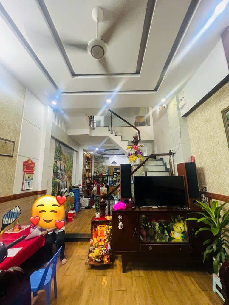 Nhà 4 tầng đường Quang Trung phường 8 Gò Vấp - dt: 50m2 (4mx13m) - hẻm xe hơi -chỉ 6.8 tỷ
